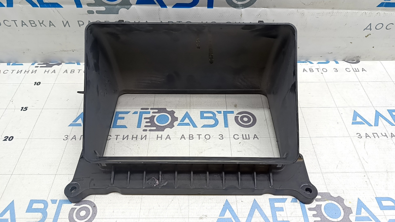 Воздухоприемник печки Audi E-Tron 19-23