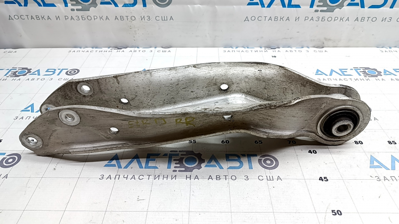 Рычаг нижний под пружину задний правый Audi E-Tron 19-23