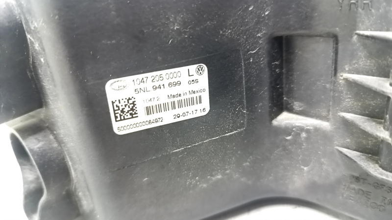Противотуманная фара птф левая VW Tiguan 18-22 песок