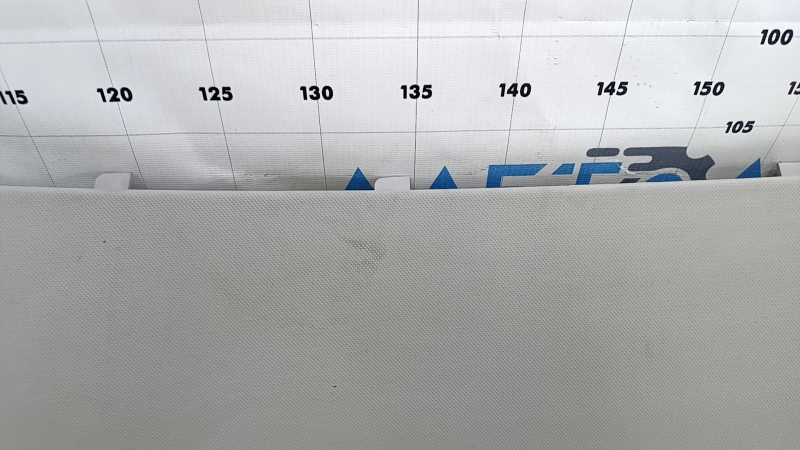 Накладка потолка задняя Audi Q5 8R 09-17 серая, царапины, под чистку