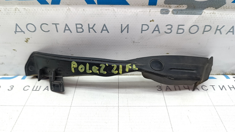 Уплотнитель решетки дворников левый задняя часть Polestar 2 21-25