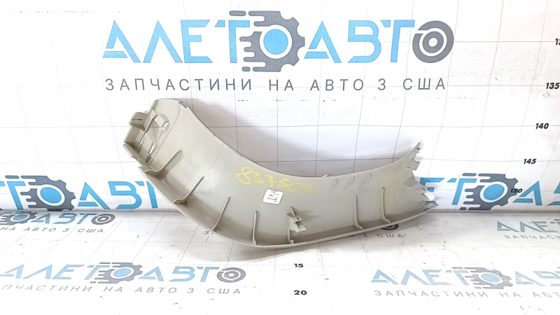 Обшивка двери багажника левая Nissan Leaf 13-17 серая, царапины, побелел пластик