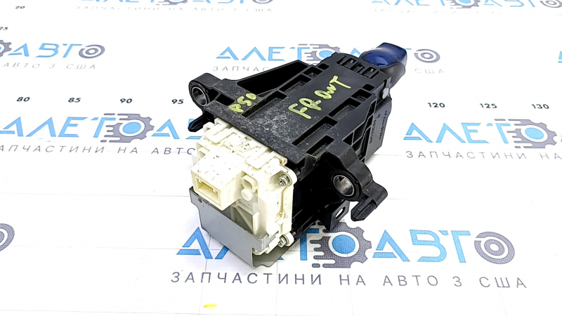 Шифтер КПП Toyota Prius 50 16-22 с ручкой