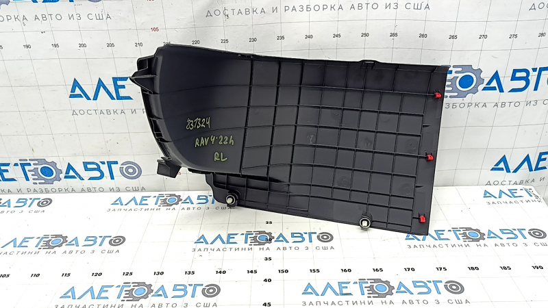Накладка пола задняя левая Toyota Rav4 19-25 hybrid черная, царапины