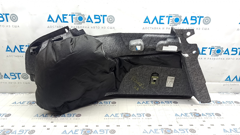 Задняя правая обшивка арки для Polestar 2 21-25, без следов износа, оригинал.