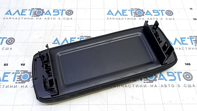 Подлокотник Toyota Prius 50 16-20 ткань черная, без механизма, под химчистку