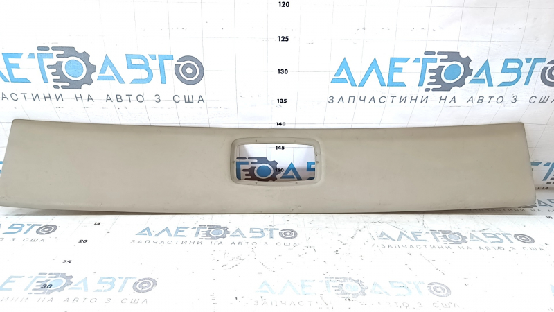 Накладка потолка Lexus RX300 98-03 бежевая, царапины, под чистку