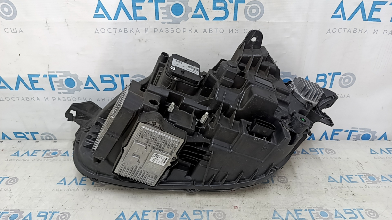 Фара передняя правая в сборе Volvo XC90 16-18 LED, паутинка, царапины, под полировку