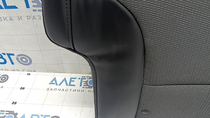 Спинка заднего сиденья 2 ряд правая Kia Niro 23-26 HEV комбинированное черное, с ремнем, с подлокотником, вмятины