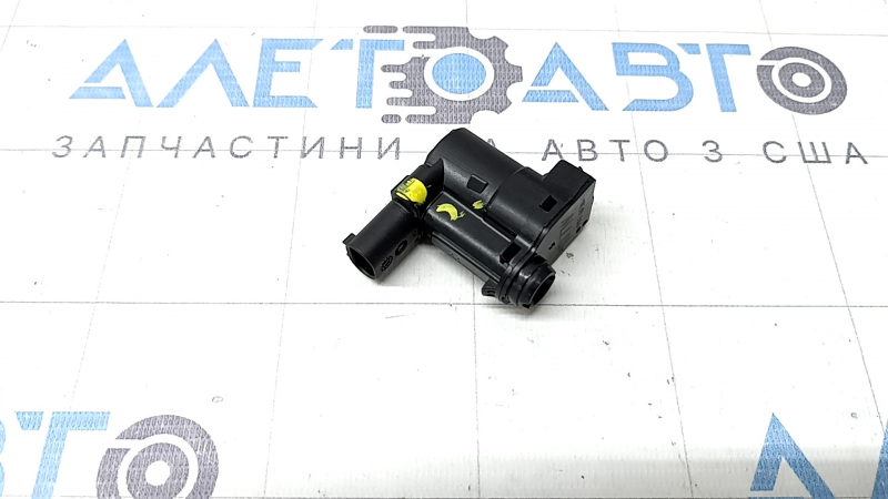 Замок лючка бензобака BMW X3 G01 18-24 без корпуса