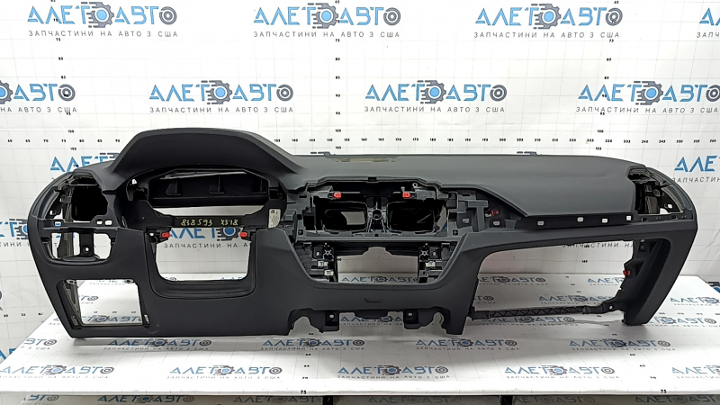 Торпедо передняя панель с AIRBAG BMW X3 G01 18-21 черная, под проекцию, вмятины, ржавый пиропатрон