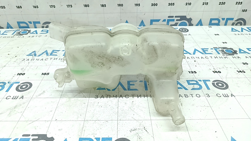 Расширительный бачок инвертора Volvo XC90 16-26 T8