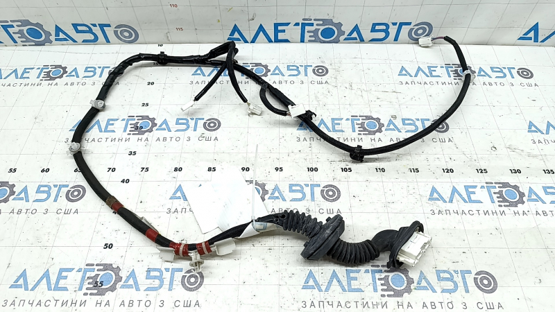 Проводка двери задней левой Lexus CT200h 11-17