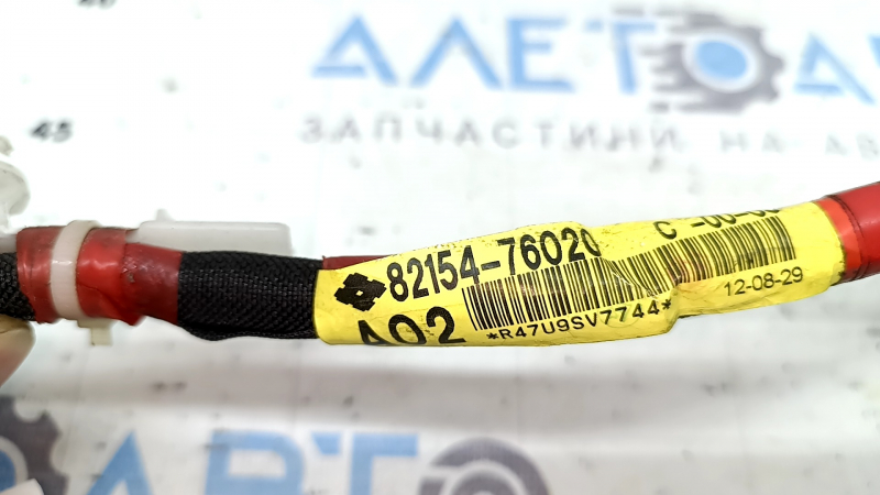 Проводка двери задней левой Lexus CT200h 11-17