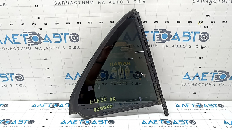 Стекло двери треугольник заднее правое Mercedes W167 GLE 350 450 20-26 тонировка, царапины на молдинге