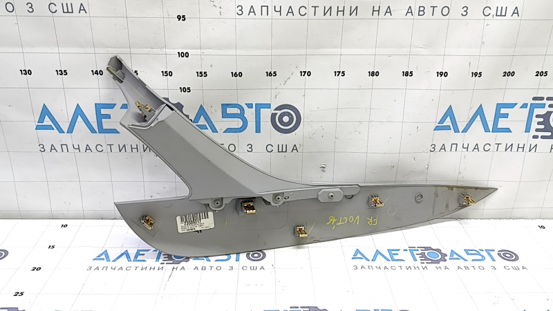 Накладка центральной консоли боковая правая Chevrolet Volt 16- верхняя, серая