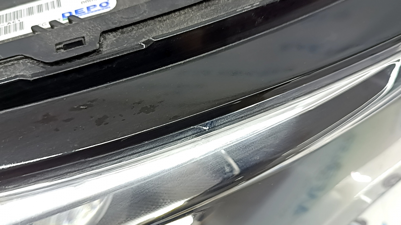 Фара передняя правая Jeep Grand Cherokee WK2 17-22 DEPO CAPA, галоген, светлая, царапины