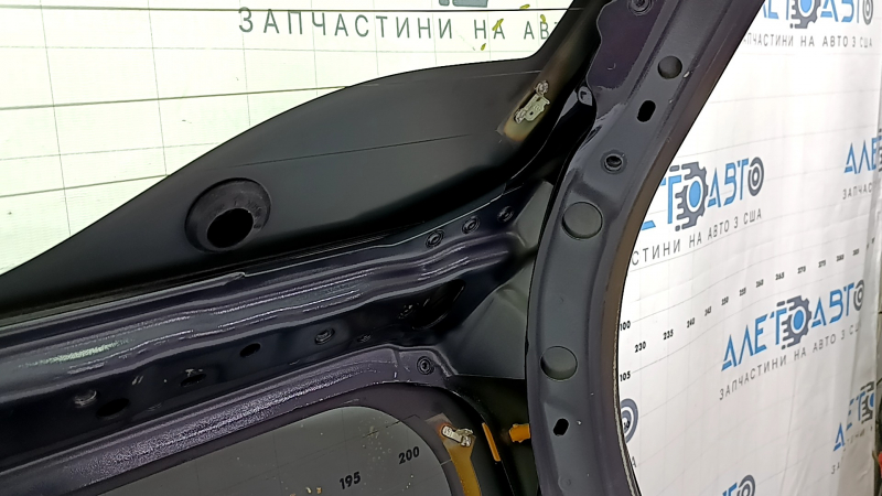 Дверь багажника голая со стеклом Toyota Prius 30 12-15 графит 8V1, с двумя стеклами, царапины на стекле