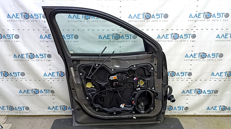 Дверь в сборе передняя левая Jeep Cherokee KL 14-23 keyless, графит PAU, тычки