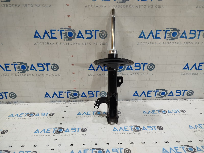 Амортизатор передний левый Toyota Camry v55 15-17 usa SE