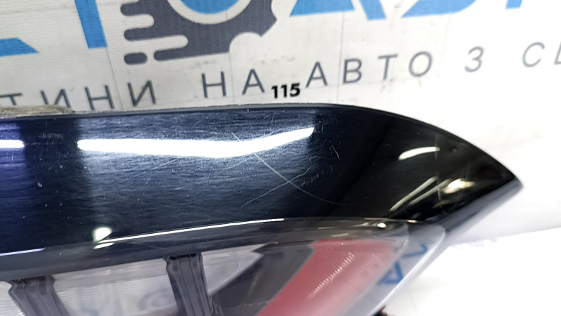 Фонарь внутренний крышка багажника левый Jeep Cherokee KL 19-23 рест, царапины