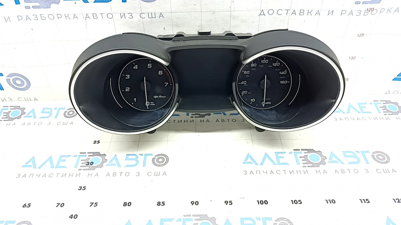 Щиток приборов Alfa Romeo Stelvio 20-21 48к, царапины