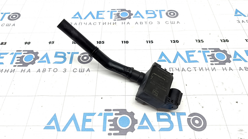 Катушка зажигания Mercedes W167 GLE 450 20-23 3.0h с косым надсвечником
