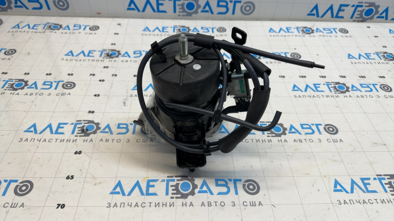 Подушка двигателя центральная Toyota Highlander 08-10 3.5