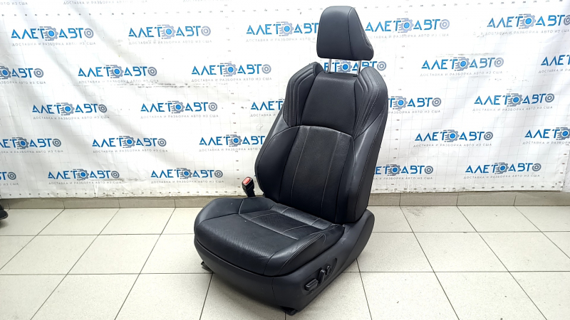 Водительское сидение Toyota Venza 21-24 электро, с airbag, кожа черная, подогрев, вентиляция, перфорация, XLE, под химчистку, царапины