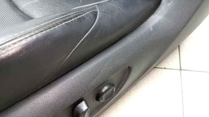 Водительское сидение Toyota Venza 21-24 электро, с airbag, кожа черная, подогрев, вентиляция, перфорация, XLE, под химчистку, царапины