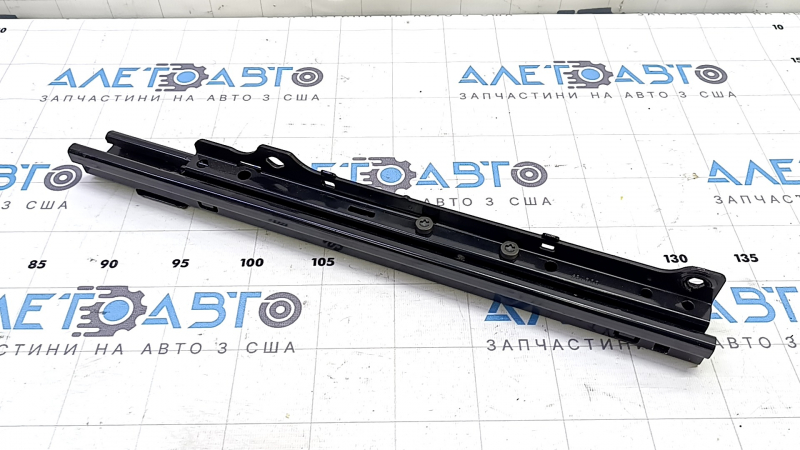 Салазка пассажирского сидения правая BMW 3 F30 12-18 электро, без каркаса