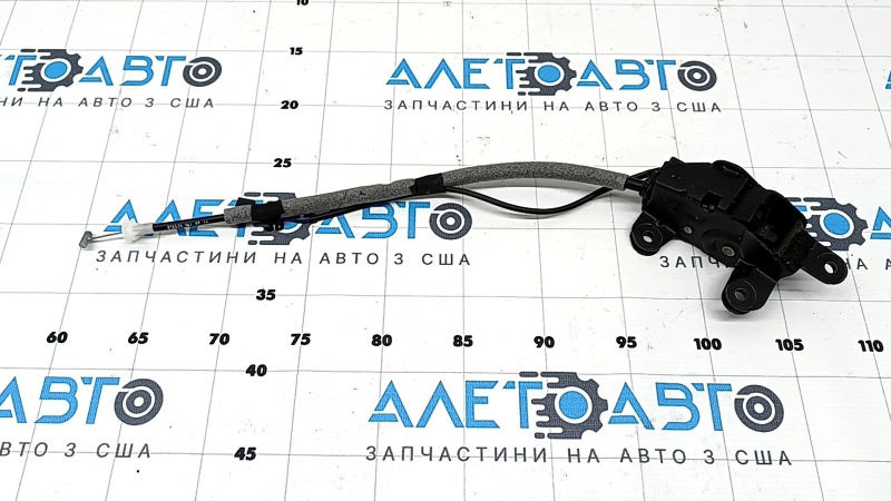Замок багажника нижний правый BMW X5 F15 14-18 с тросиком