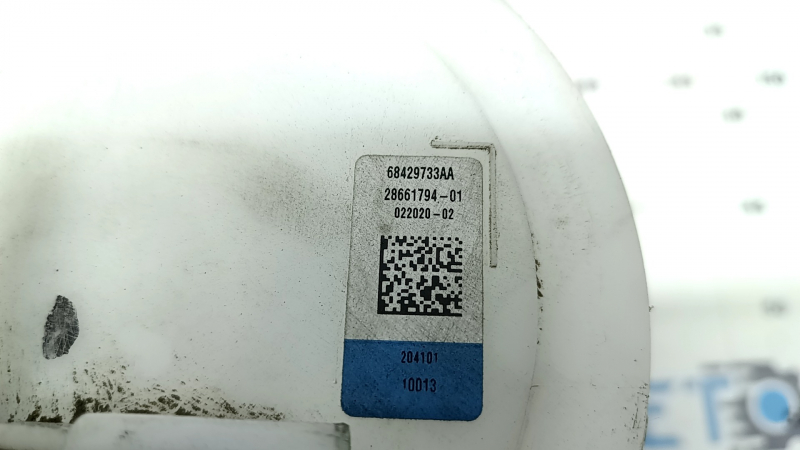 Топливный насос бензонасос Jeep Grand Cherokee WK2 16-21 3.6