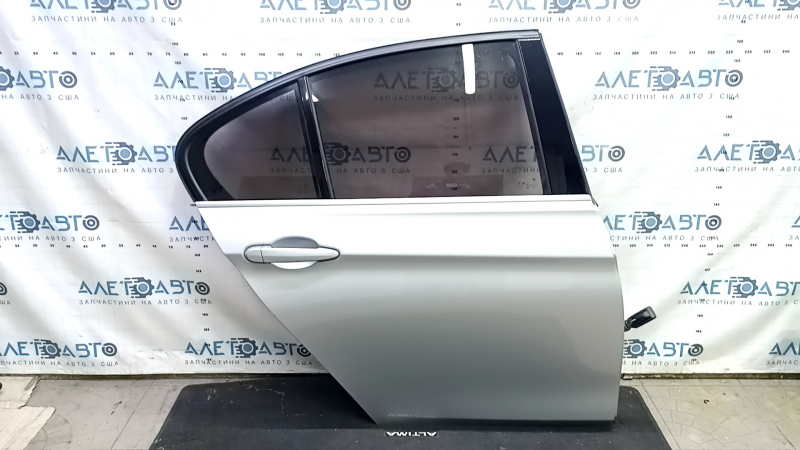 Дверь в сборе задняя правая BMW 3 F30 12-18 серебро A83