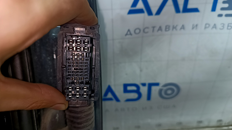 Дверь в сборе передняя левая Kia Niro 17-22 keyless, черный АВP, окрас 0.25-0.3, царапина