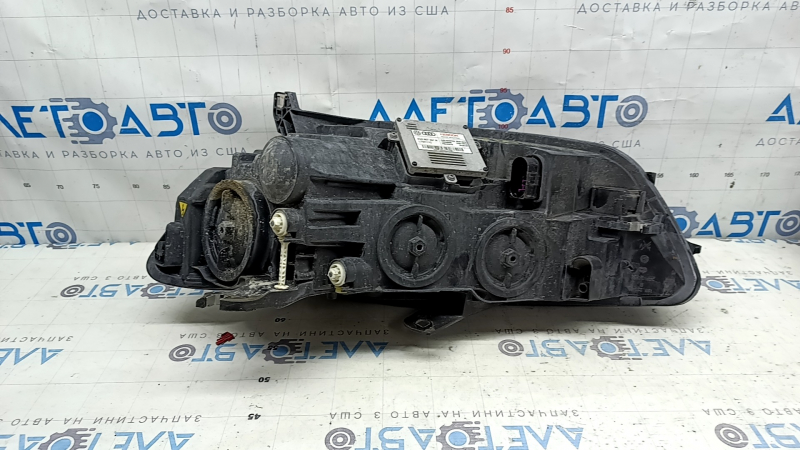 Фара передняя правая в сборе Audi A6 C7 16-18 рест ксенон, царапины