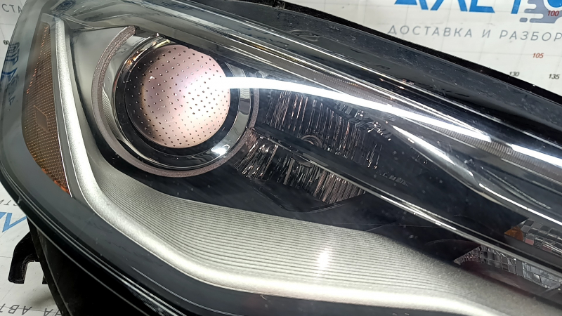 Фара передняя правая в сборе Audi A6 C7 16-18 рест ксенон, царапины