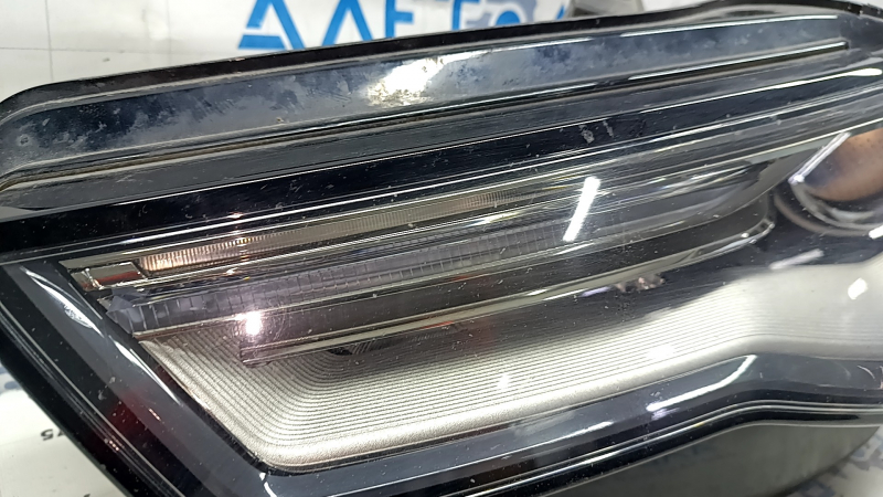 Фара передняя левая в сборе Audi A6 C7 16-18 рест ксенон, царапины