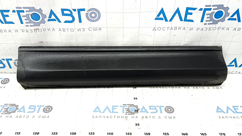Накладка двери нижняя задняя правая Mazda CX-5 17-25 структура, царапины