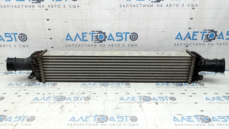 Интеркулер Audi A6 C7 16-18 2.0T примят, примяты соты