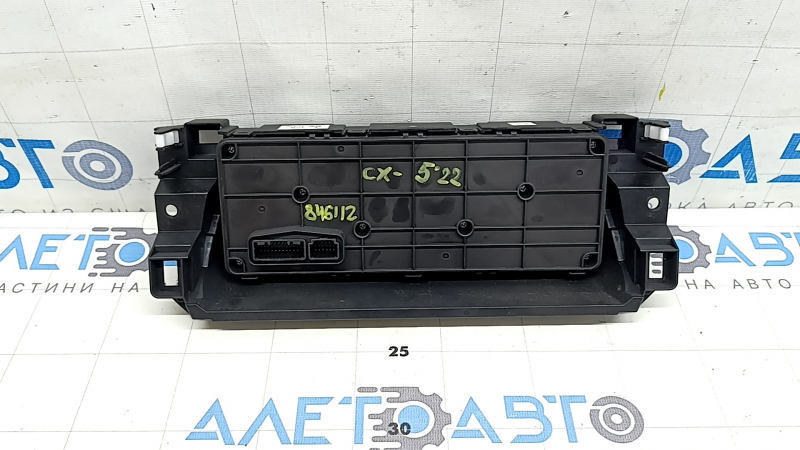 Управление климат-контролем Mazda CX-5 19-22 auto, пятна на экране, царапины