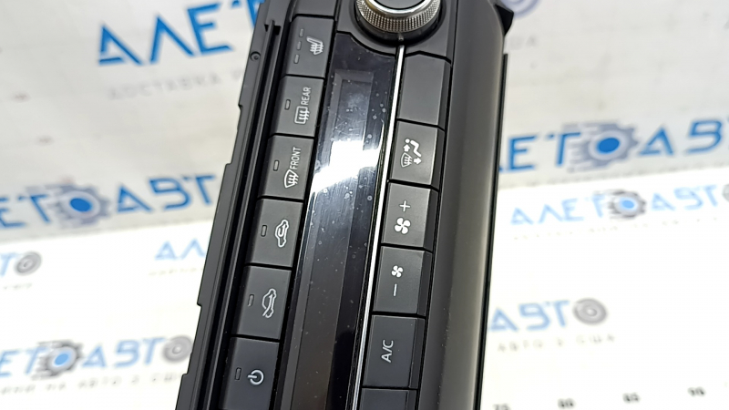 Управление климат-контролем Mazda CX-5 19-22 auto, пятна на экране, царапины