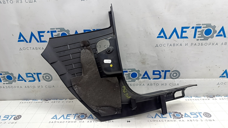 Накладка передней стойки нижняя левая Volkswagen ID.4 21-23 черная, потерта