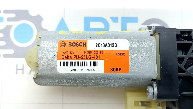 Мотор регулировки подъема водительского сидения Mazda CX-5 17-22 без каркаса, контакт с водой, рабочий
