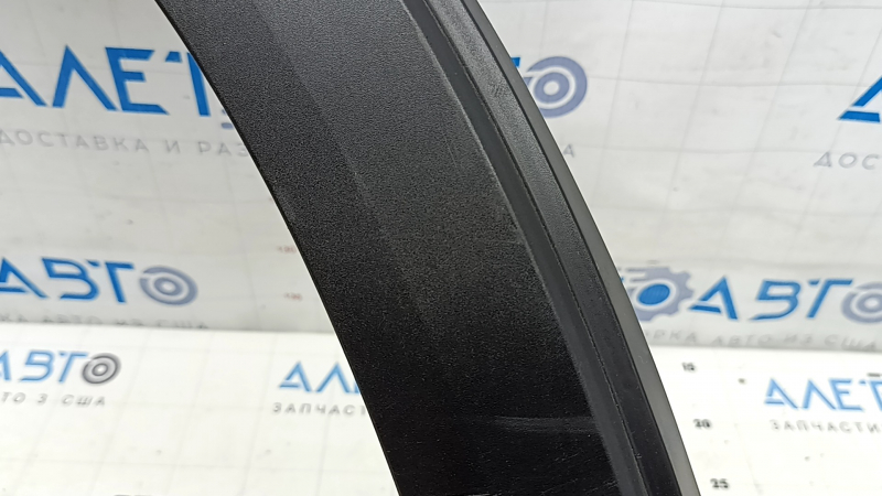 Накладка арки крыла задняя правая Mazda CX-5 22-25 структура, царапины