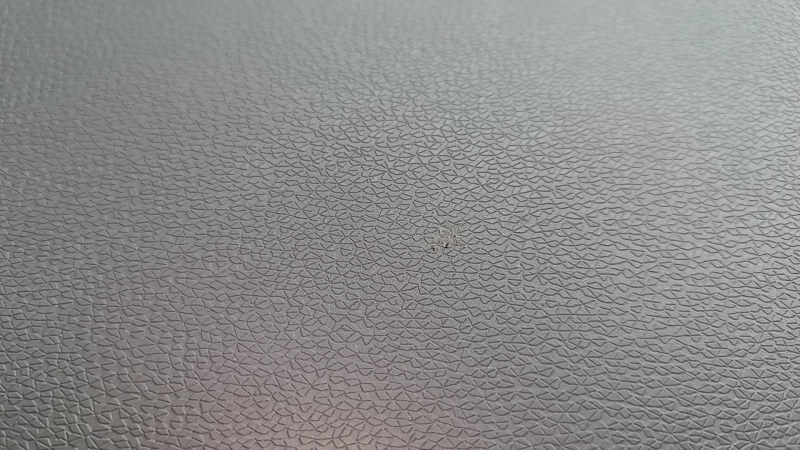 Перчаточный ящик, бардачок Volkswagen ID.4 21-22 черный, потертости