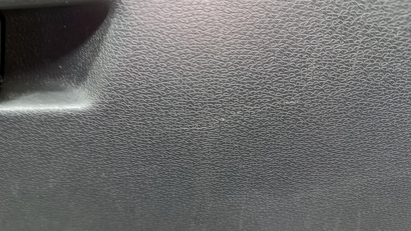 Перчаточный ящик, бардачок Volkswagen ID.4 21-22 черный, потертости