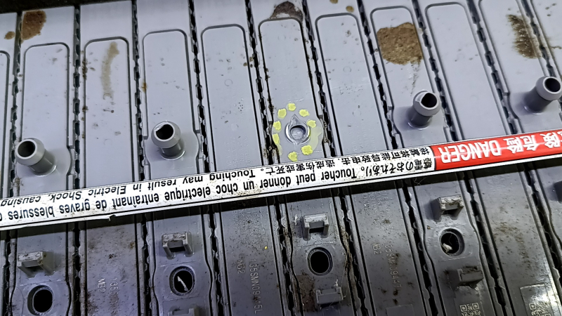 Кассета ВВБ в сборе Toyota Prius 50 16-18 nickel metal без корпуса 114к, 2017 год, сломана направляющая