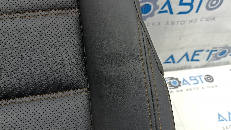 Обшивка подушки пассажирского сидения Mazda CX-5 17-23 кожа черная, подогрев, перфорация, вмятина, царапина
