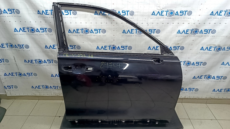 Дверь голая передняя правая Honda CRV 23-26 черный NH731P, царапины, тычка